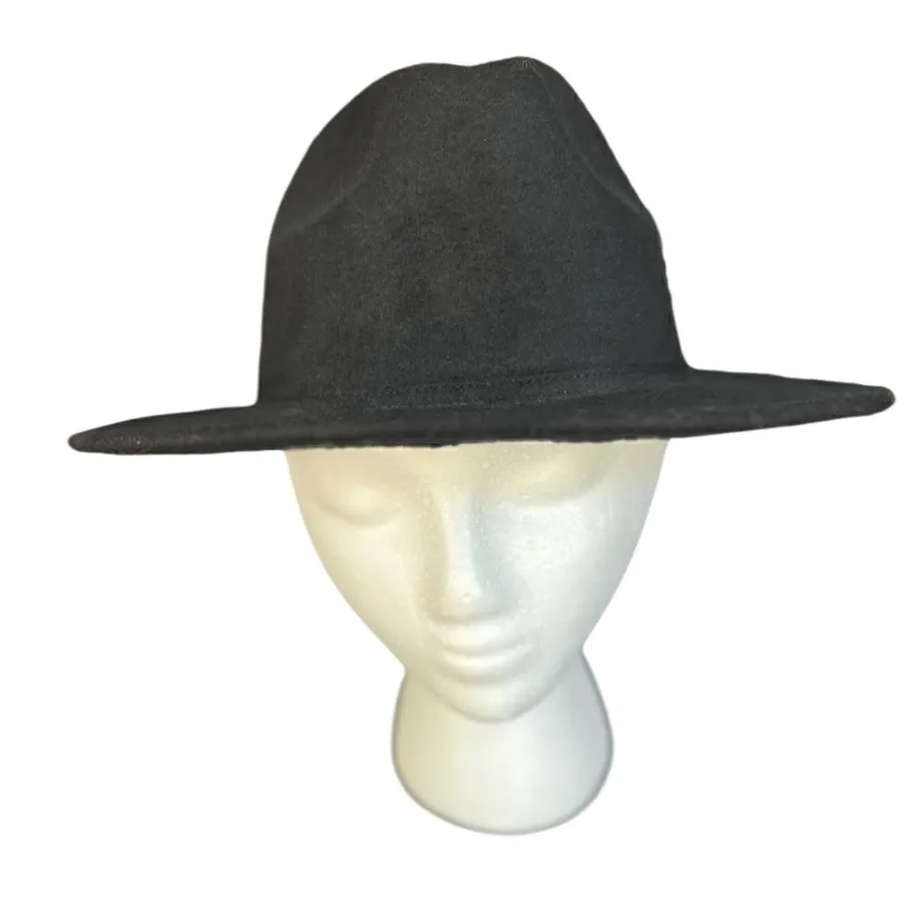 Universal thread black brim hat fedora size S/M